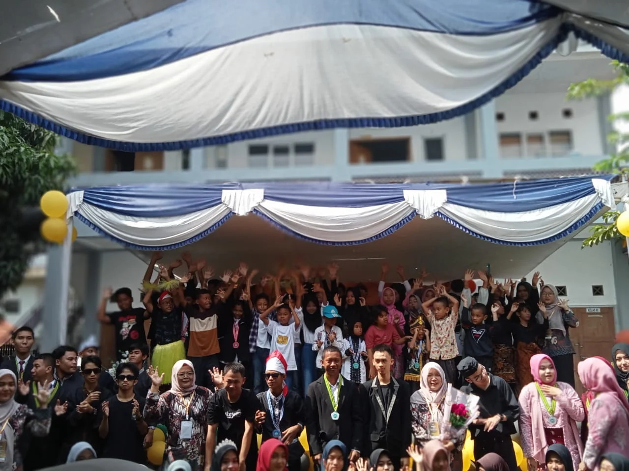 Tumbuh dan Berkembang Bersama